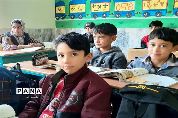 بازدید مدیر آموزش و پرورش کلات از مدارس محور زیبای ژرف