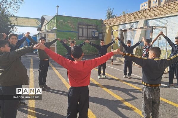 برگزاری کارگاه آمادگی جسمانی برای دانش‌آموزان دبستان بهار طلاییه شهرستان پردیس