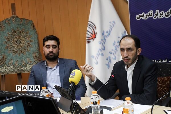 نشست خبری معاون آموزش متوسطه وزارت آموزش و پرورش