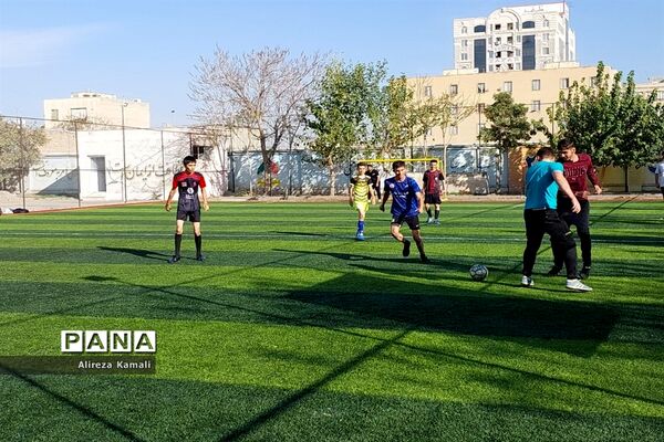 اردوی راهیان پیشرفت دبیرستان عابدینی خرم صفادشت