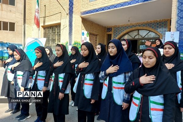 آیین افتتاحیه طرح سفیران سلامت در کهریزک