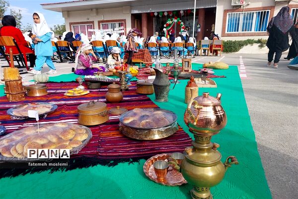 مراسم نمادین هفته ملی مازندران در دبستان سعادت گلوگاه