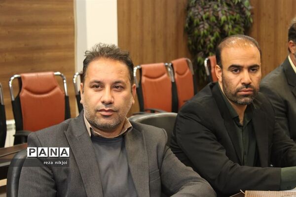 جلسه ستاد شاهد ناحیه یک بهارستان