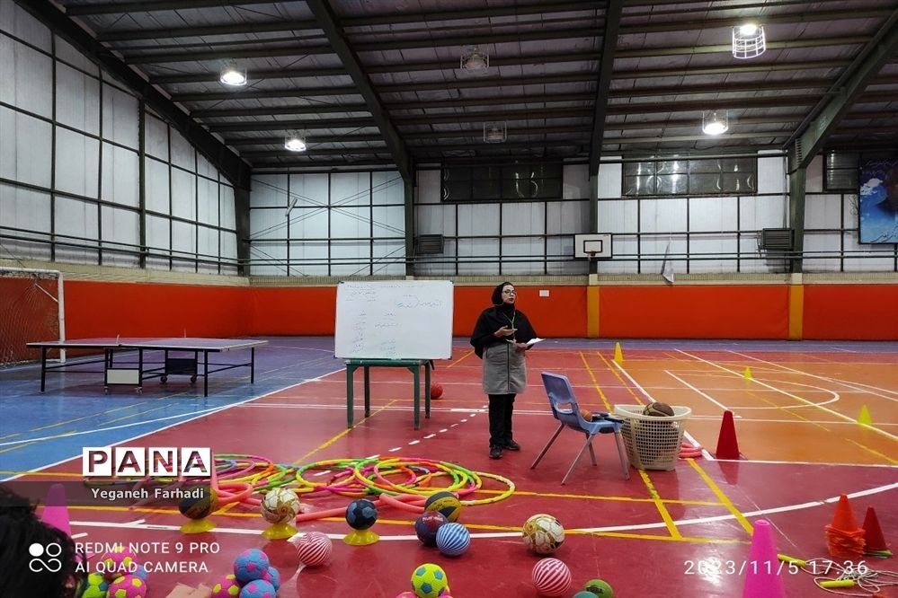 برگزاری دوره ضمن خدمت طرح شهید همت ویژه آموزگاران مدارس ناحیه ۵ مشهد