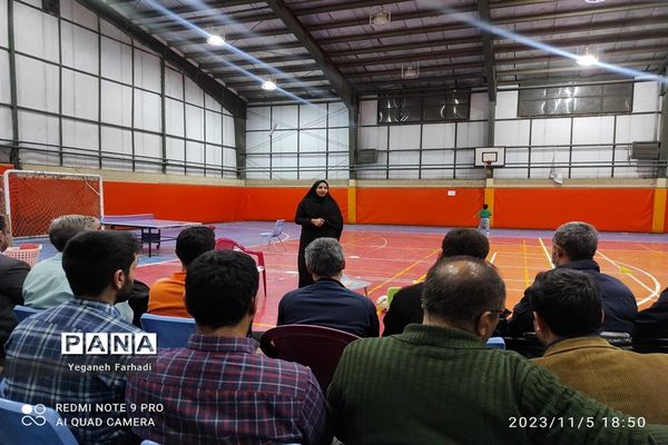 برگزاری دوره ضمن خدمت طرح شهید همت ویژه آموزگاران مدارس ناحیه ۵ مشهد