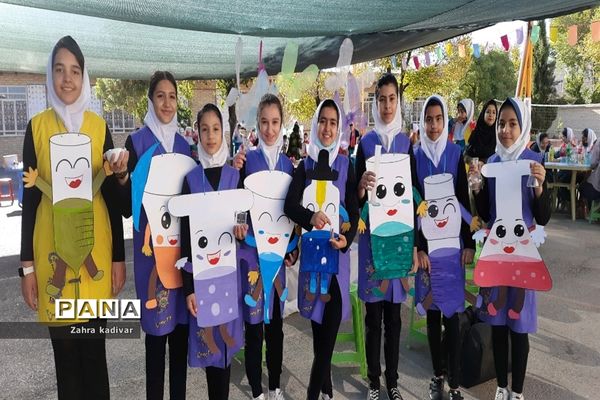 هفته پژوهشی در مدارس شهرستان آباده