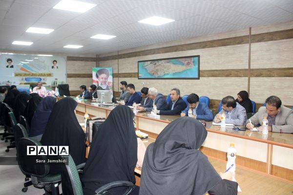 دوره کشوری تبیین برنامه های حوزه مشاوره  در بوشهر (2)