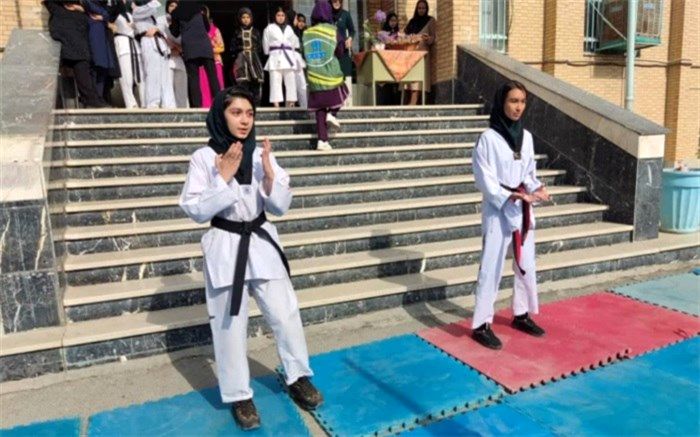 المپیادورزشی درون مدرسه‌ای درآموزشگاه ام‌ابیها(س) اسلامشهر/فیلم