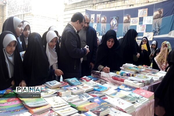 یادواره شهدا با حضورمعاون پرورشی و فرهنگی اداره کل آموزش و پرورش استان اصفهان در مسجد قبا  اصفهان