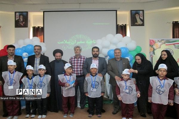 افتتاحیه طرح سفیران سلامت در دبستان امام رضا(ع) قیامدشت
