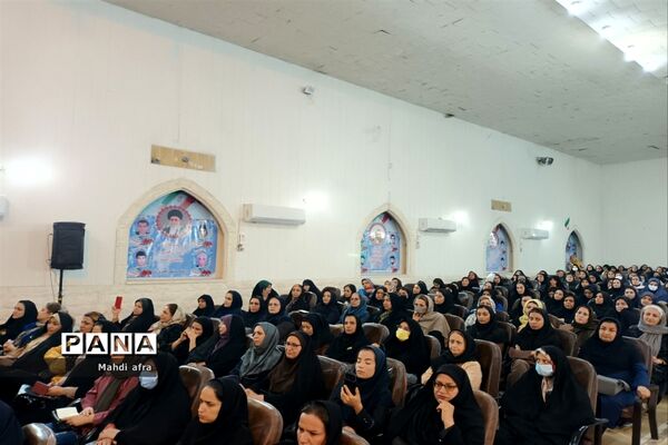 برگزاری دوره ارتباط موثر با نوجوانان ویژه والدین دانش‌آموزان بهبهان