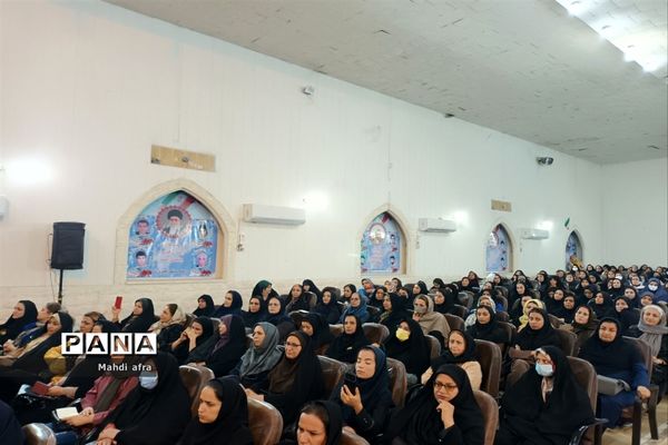 برگزاری دوره ارتباط موثر با نوجوانان ویژه والدین دانش‌آموزان بهبهان