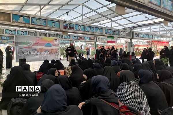 اعزام نخستین گروه از دختران دانش‌آموز ناحیه یک قم به اردوی راهیان نور