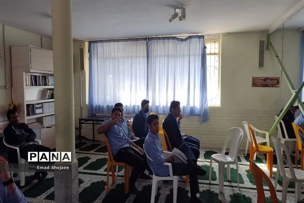 جلسه گفتمان تبیینی در رابطه با مسائل تاریخی و جغرافیایی منطقه راهبردی خاورمیانه