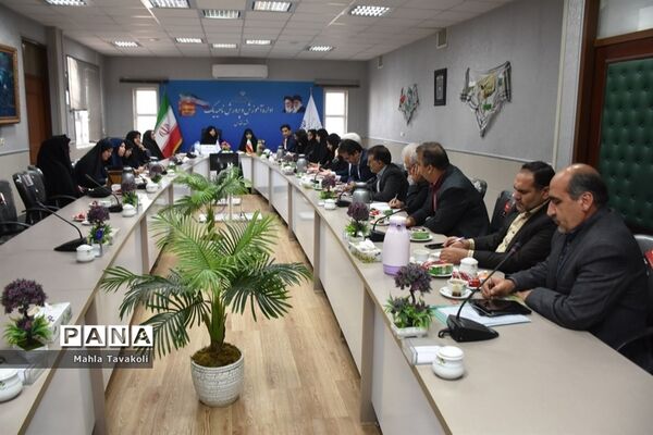 جلسه دبیرخانه کشوری مدیران متوسطه اول آموزش و پرورش ناحیه یک
