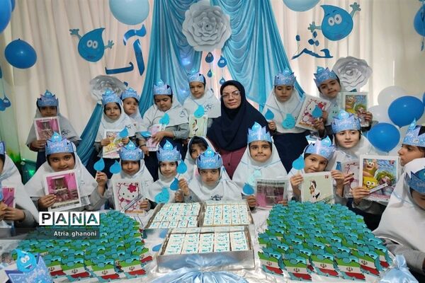 جشن آب دانش‌آموزان مدارس آباده