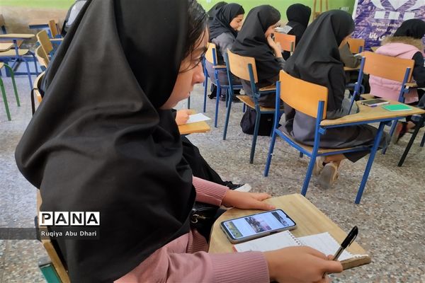 دومین کارگاه آموزشی خبرنویسی ویژه دانش‌آموز خبرنگاران دختر در کانون شهدای فرهنگی ملارد