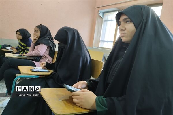 دومین کارگاه آموزشی خبرنویسی ویژه دانش‌آموز خبرنگاران دختر در کانون شهدای فرهنگی ملارد