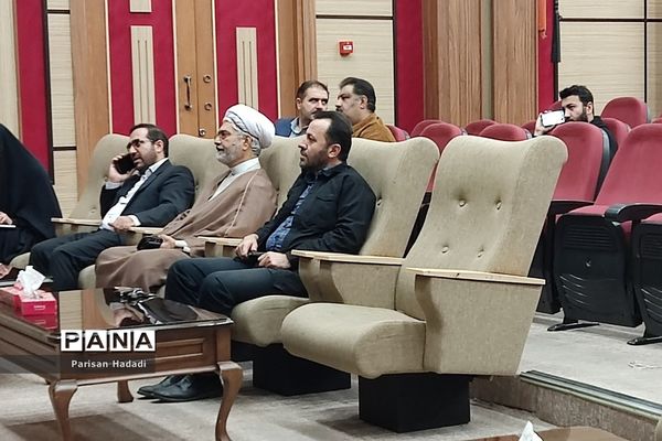 جلسه آموزشی و توجیهی مدیران،معاونین و مربیان پرورشی شهریار در اردوگاه استانی شهید منتظری