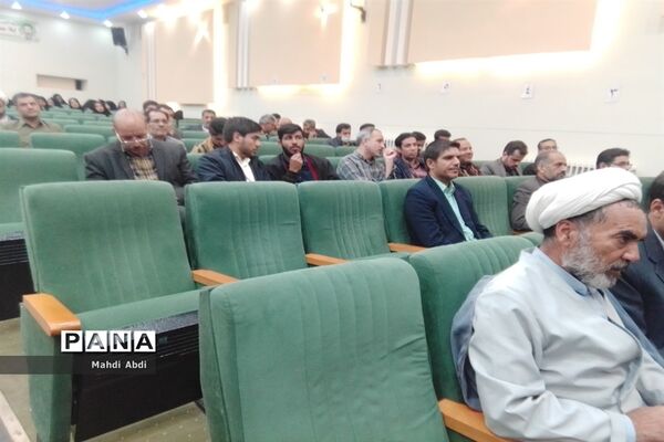 برگزار جلسه ی جهاد‌تبیین در کانون فرهنگی تربیتی لقمان کاشمر