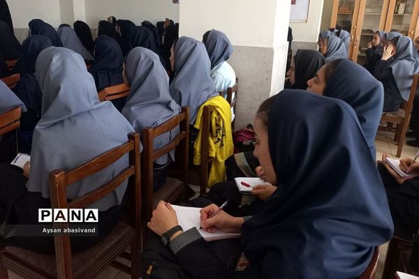 همایش تکنیکچه‌های کنکور در دبیرستان نمونه دولتی ارشاد