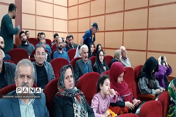 همایش استانی شعر بومی شورم به مناسبت گرامیداشت هفته مازندران در محمودآباد