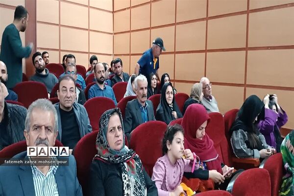 همایش استانی شعر بومی شورم به مناسبت گرامیداشت هفته مازندران در محمودآباد