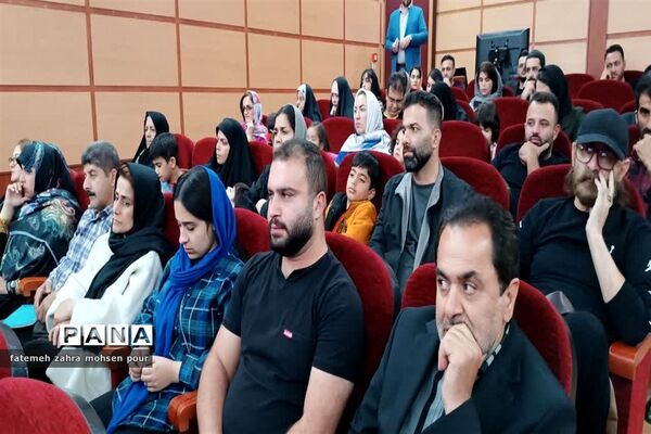 همایش استانی شعر بومی شورم به مناسبت گرامیداشت هفته مازندران در محمودآباد