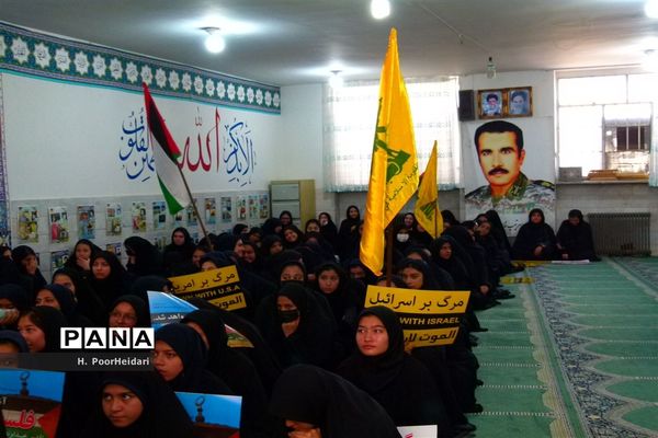 یادواره شهدا در دبیرستان امامت قم