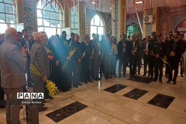 گلباران  مزار شهدای شهرستان بجنورد با حضور وزیر آموزش و پرورش
