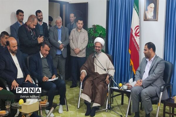 دیدار وزیر آموزش و پرورش با نماینده ولی فقیه در خراسان شمالی