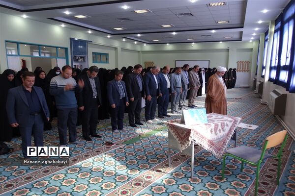 بازدید معاون پرورشی و فرهنگی اداره کل آموزش و پرورش استان اصفهان از مدارس شهرستان ورزنه