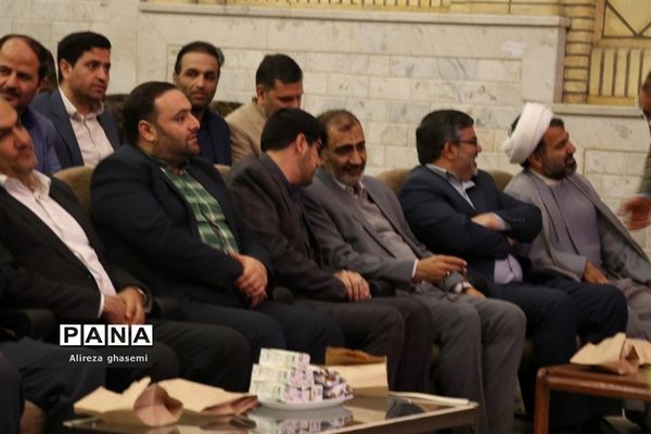 آیین تکریم و معارفه مدیرکل آموزش و پرورش استان مرکزی