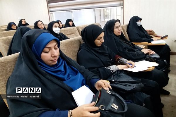 نشست معاونان و رابطان پرورشی مدارس استثنایی شهر تهران