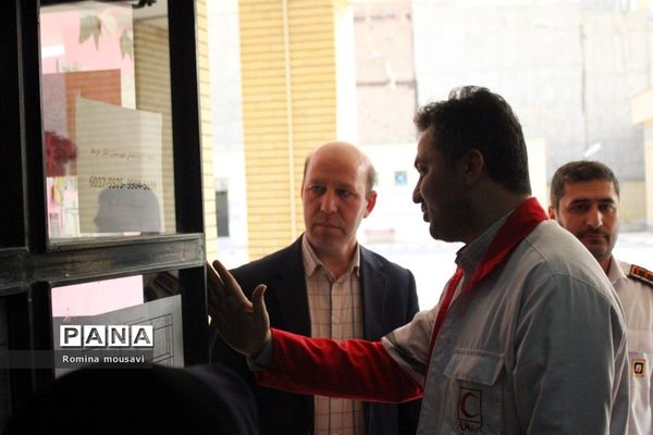 بازدید از مدارس ایمن در برابر زلزله