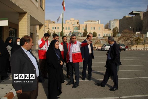 بازدید از مدارس ایمن در برابر زلزله