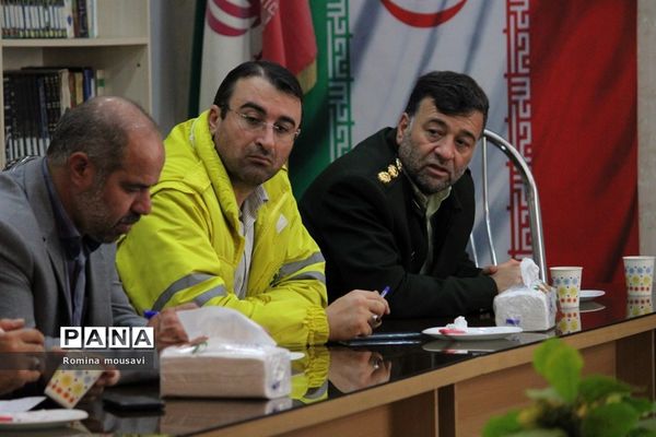 بازدید از مدارس ایمن در برابر زلزله