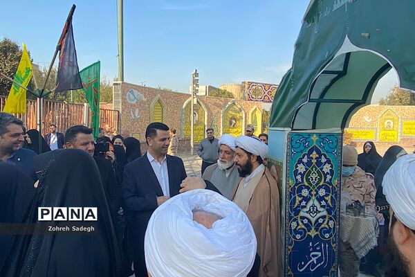 مراسم بدرقه دانش‌آموزان دختر عازم اردوی راهیان‌نور در فرهنگسرای ولاء شهرری