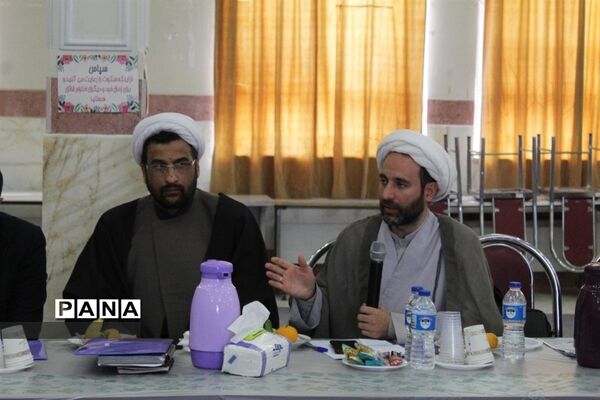 نخستین گردهمایی تعیین و  تبیین اهداف برنامه فراگیر پرورشی