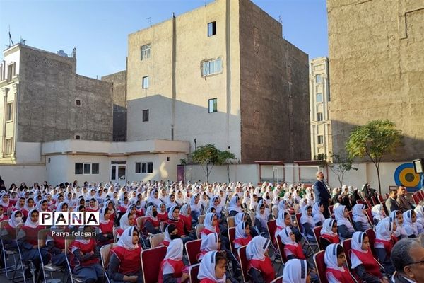 آیین افتتاح و بهره‌برداری دو دبستان در شهرستان قرچک