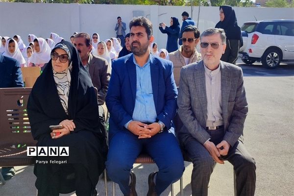 آیین افتتاح و بهره‌برداری دو دبستان در شهرستان قرچک