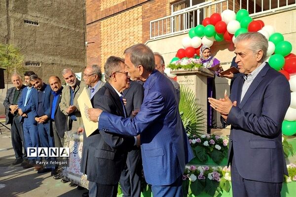 آیین افتتاح و بهره‌برداری دو دبستان در شهرستان قرچک