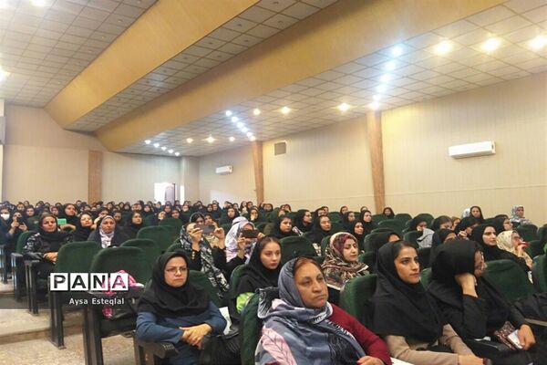 جشن ستارگان دانش‌آموز ناحیه 3 شیراز