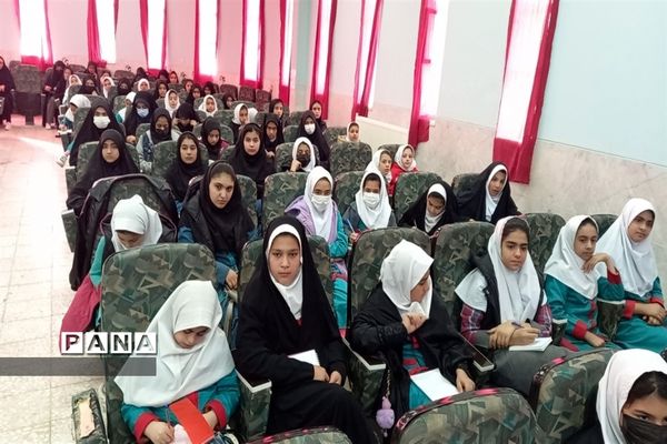 گردهمایی آموزشی دانش‌آموز خبرنگاران شهرستان فریدن