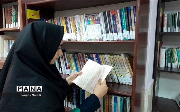 کتابخوانی نوعی نگاه با واسطه به جهان هستی است