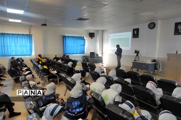 اولین جلسه توانمند‌سازی دانش‌آموز خبرنگاران پانا در منطقه امامزاده بادرود