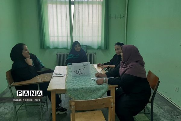 برگزاری اولین جلسات شورای دانش‌آموزی در مدارس رودهن