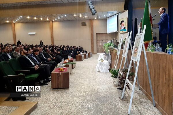 جشن بزرگ فرهیختگان ناحیه 3 شیراز