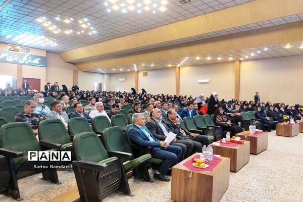 جشن بزرگ فرهیختگان ناحیه 3 شیراز