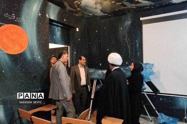 بازدید معاون سوادآموزی اداره کل شهرستان‌های تهران از پژوهش‌سرای کاوش کهریزک